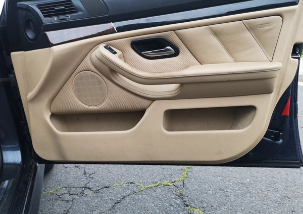 BMW Seria 5 cena 5999 przebieg: 278900, rok produkcji 2002 z Wrocław małe 56